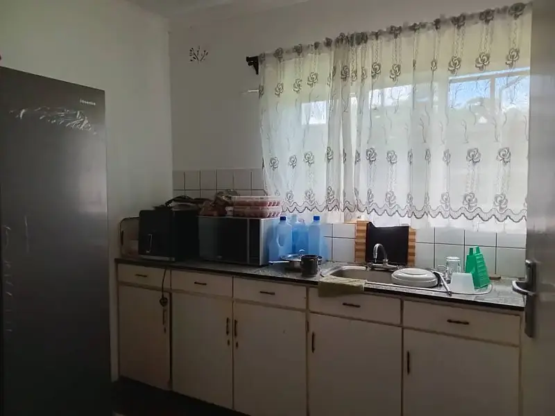 2 Bed Cottage to Let in Marlborough New Steady 